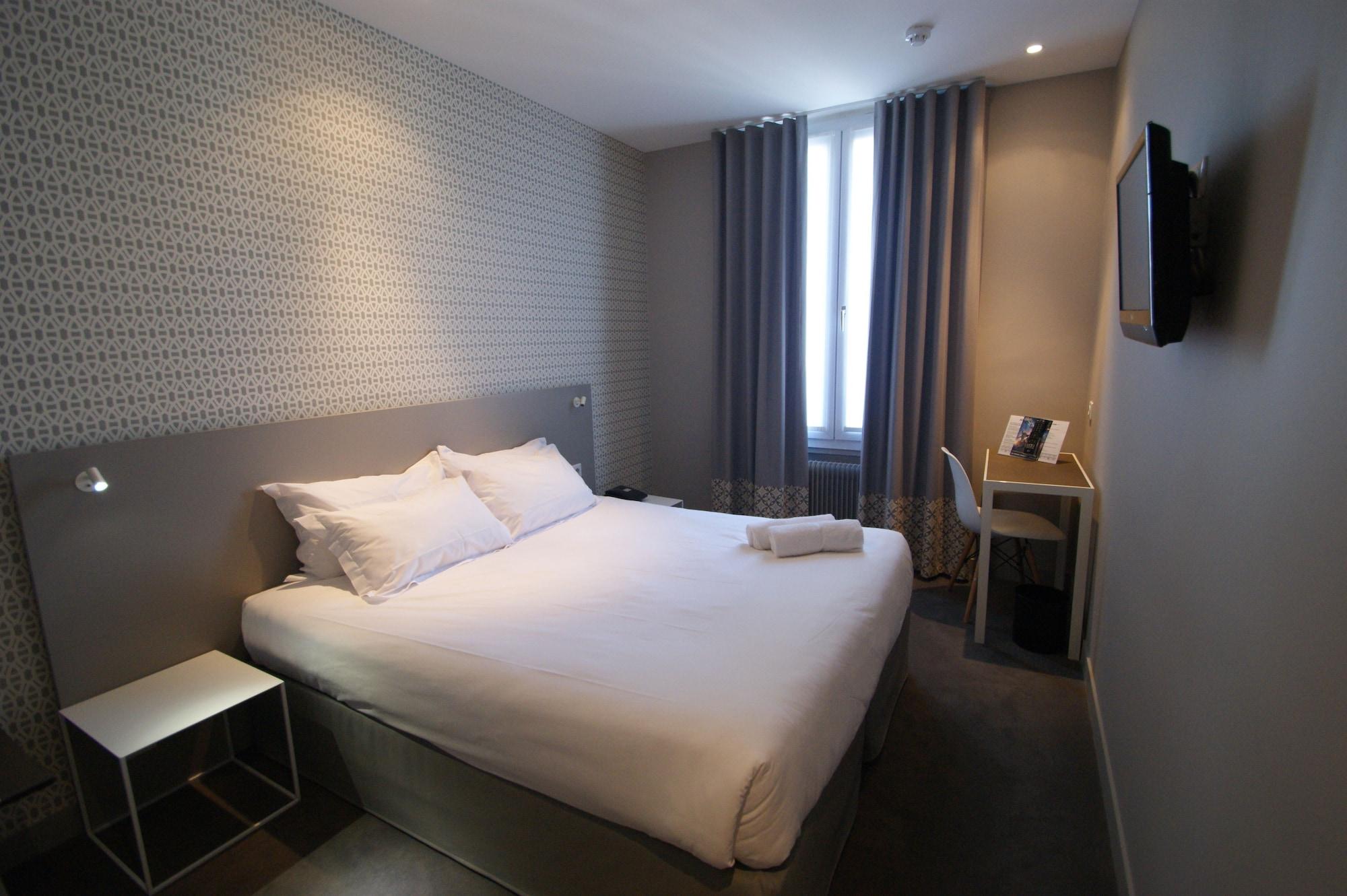 Hotel Parici Billancourt